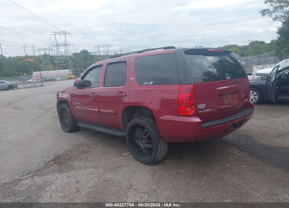 2007 GMC YUKON SLE VIN: 1GKFK13057R248907