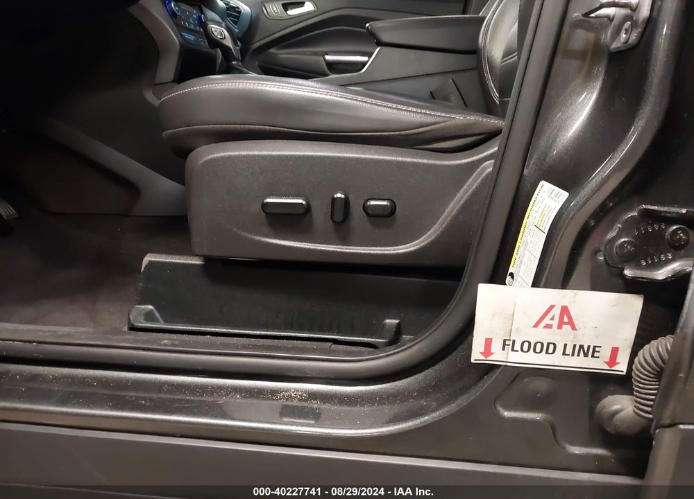 2019 FORD ESCAPE SEL VIN: 1FMCU9HD3KUA57863