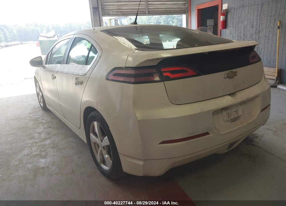 2011 CHEVROLET VOLT VIN: 1G1RC6E40BU103436