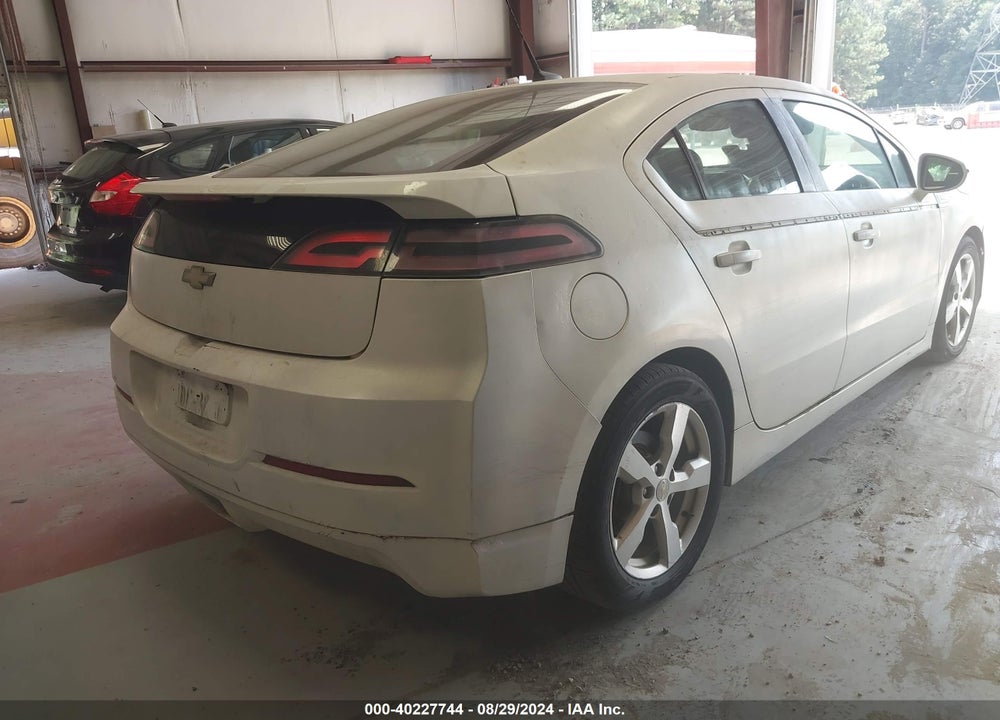 2011 CHEVROLET VOLT VIN: 1G1RC6E40BU103436
