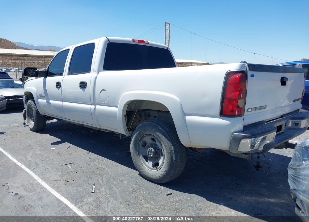2005 CHEVROLET SILVERADO 2500HD LS VIN: 1GCHK23285F861355
