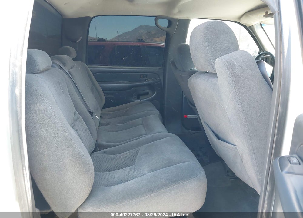 2005 CHEVROLET SILVERADO 2500HD LS VIN: 1GCHK23285F861355