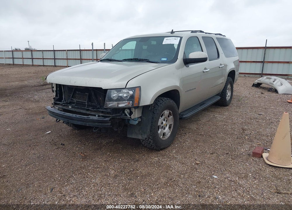 2013 CHEVROLET SUBURBAN 1500 LT VIN: 1GNSKJE75DR266542