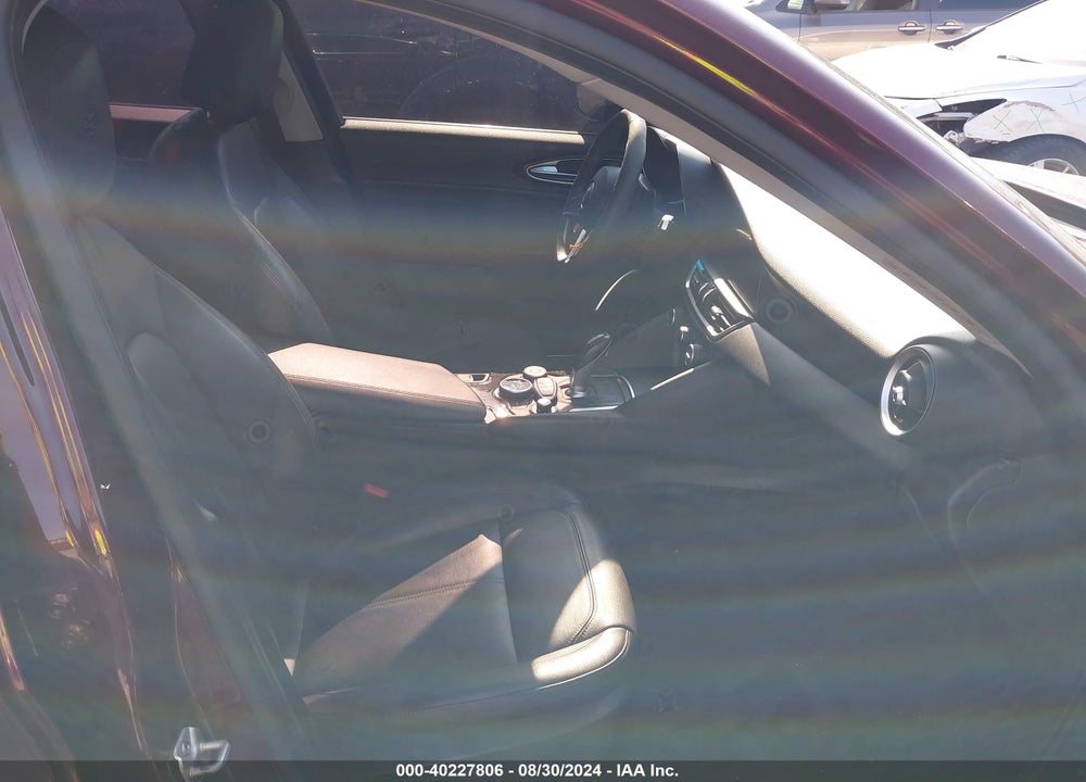 2018 ALFA ROMEO GIULIA AWD VIN: ZARFAEDN7J7566584