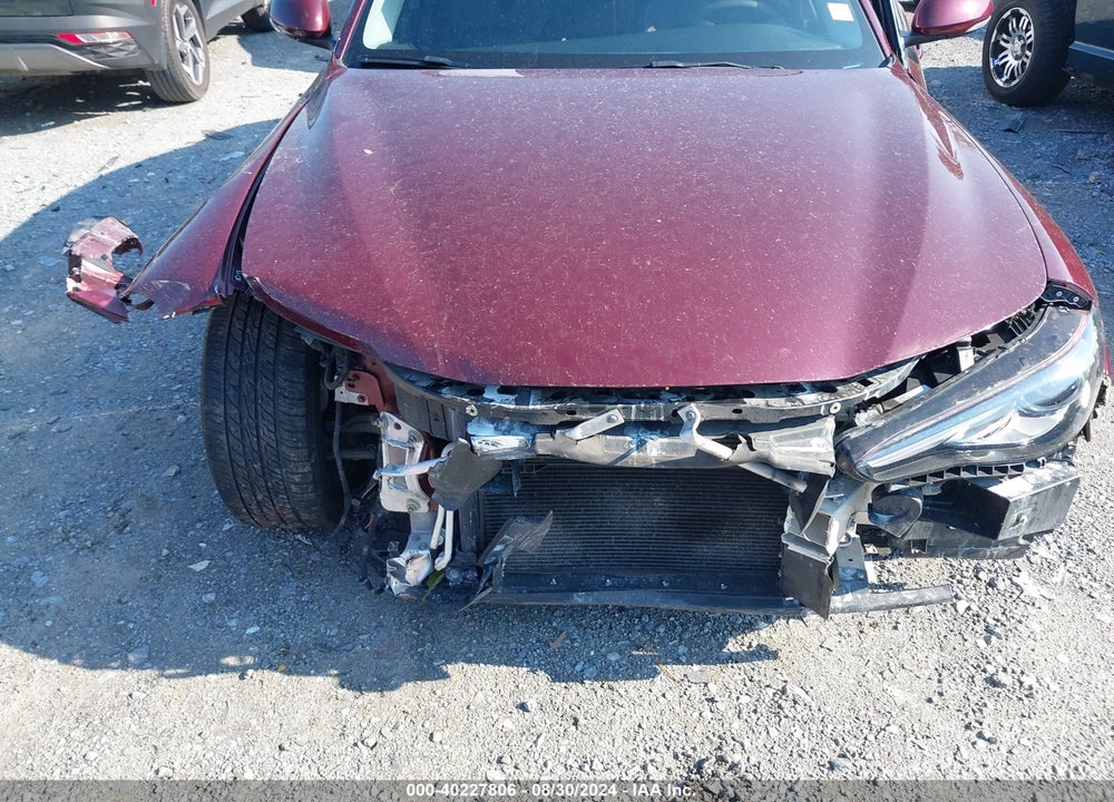2018 ALFA ROMEO GIULIA AWD VIN: ZARFAEDN7J7566584