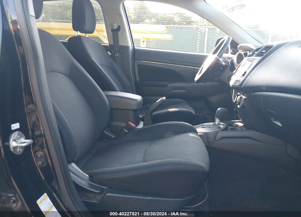2015 MITSUBISHI OUTLANDER SPORT ES VIN: 4A4AR3AW4FE049768
