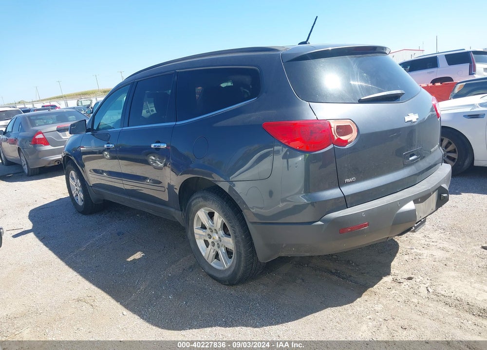 2011 CHEVROLET TRAVERSE 1LT VIN: 1GNKVGED8BJ282892