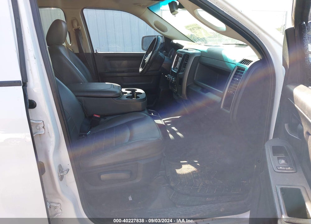 2016 RAM 1500 TRADESMAN VIN: 1C6RR6STXGS241366