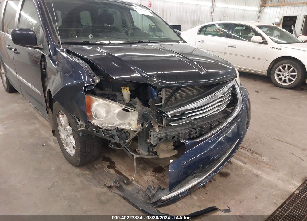 2011 CHRYSLER TOWN & COUNTRY TOURING VIN: 2A4RR5DG1BR746347