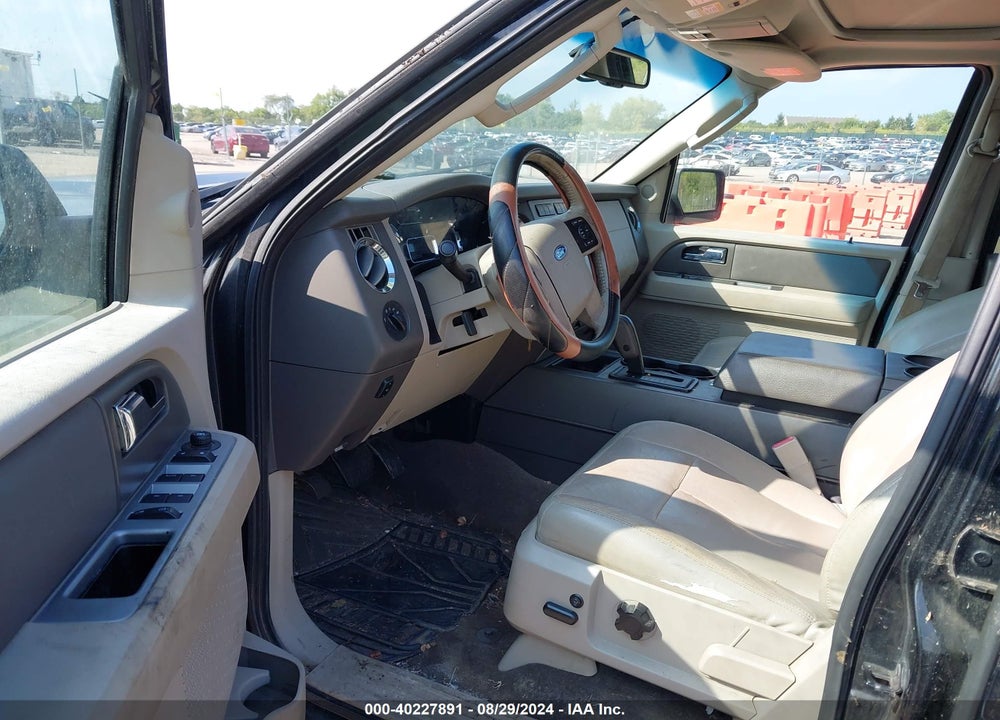 2011 FORD EXPEDITION EL XLT VIN: 1FMJK1J53BEF18474