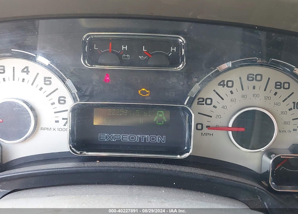 2011 FORD EXPEDITION EL XLT VIN: 1FMJK1J53BEF18474