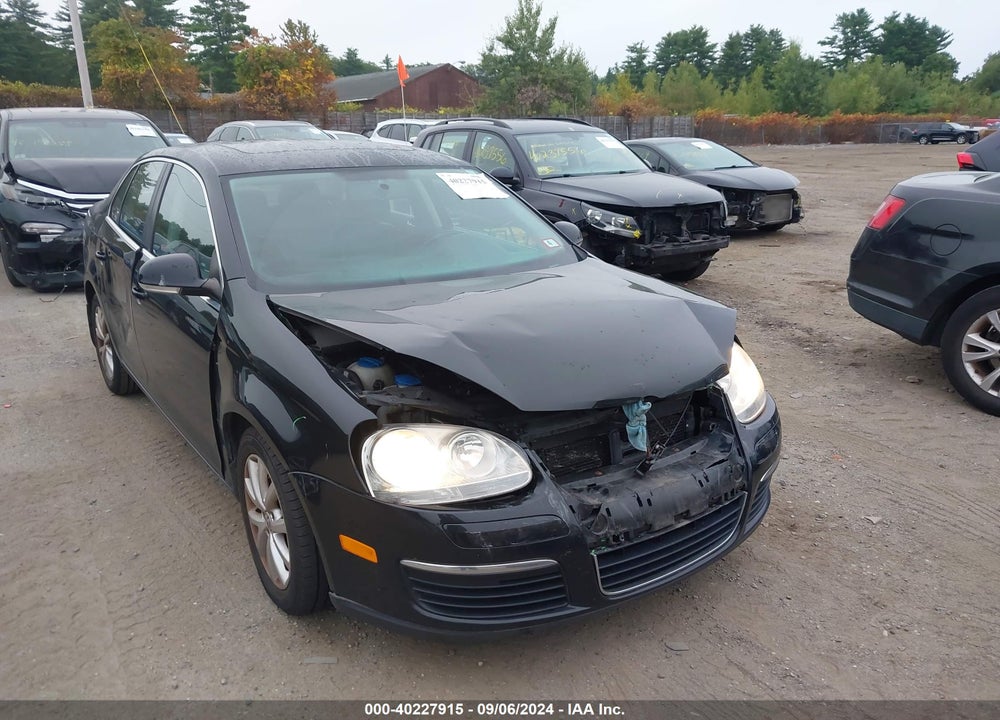 2010 VOLKSWAGEN JETTA SE VIN: 3VWRZ7AJ9AM033930