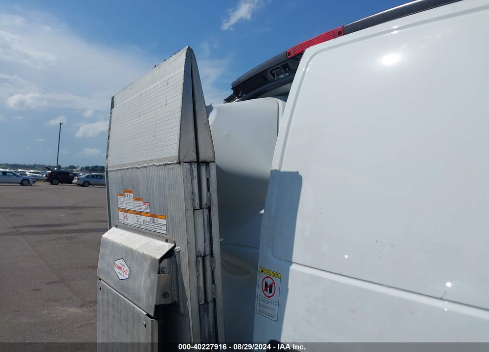 2021 CHEVROLET EXPRESS CARGO RWD 3500 REGULAR WHEELBASE WT VIN: 1GCZGGFP0M1216219