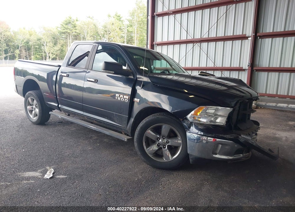 2017 RAM 1500 BIG HORN QUAD CAB 4X4 6'4 BOX VIN: 1C6RR7GT5HS583758