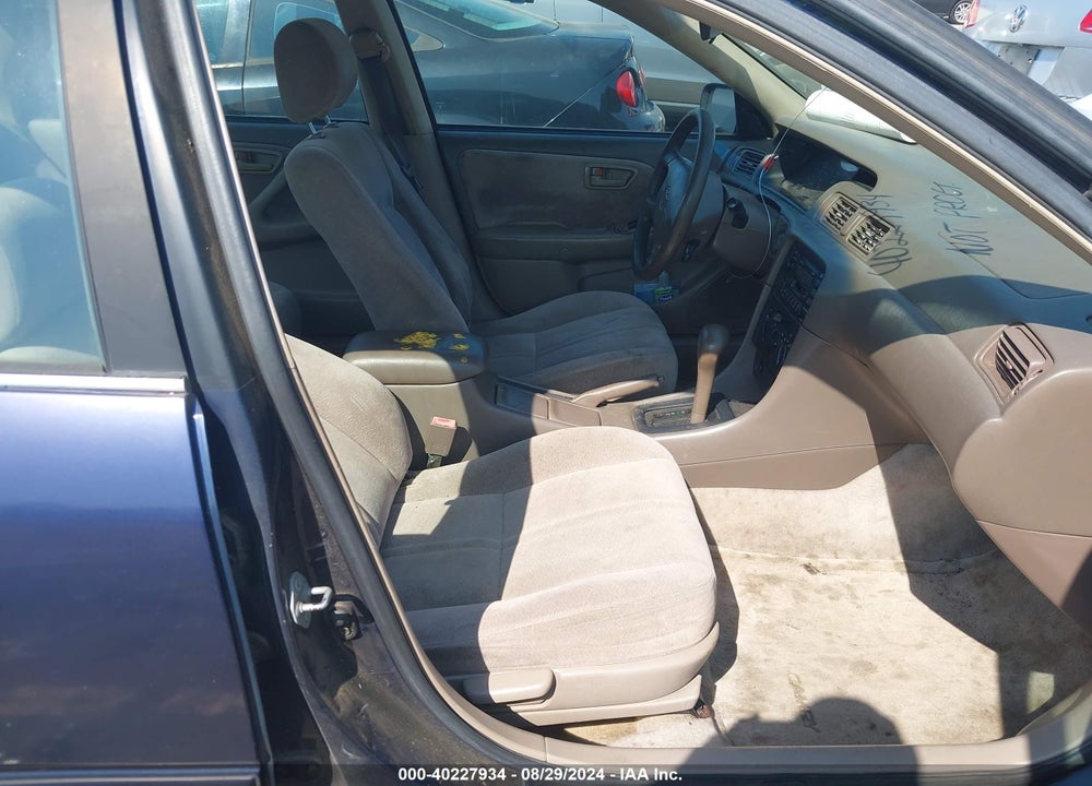 1999 TOYOTA CAMRY LE V6 VIN: JT2BF22K7X0189847