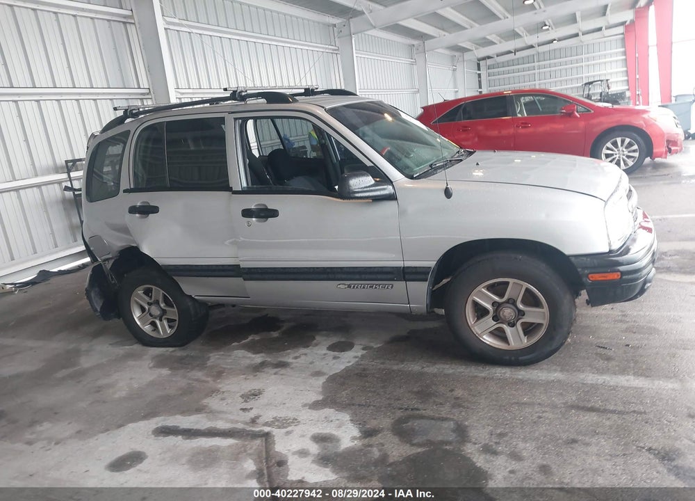 2003 CHEVROLET TRACKER HARD TOP BASE VIN: 2CNBE13C436949211