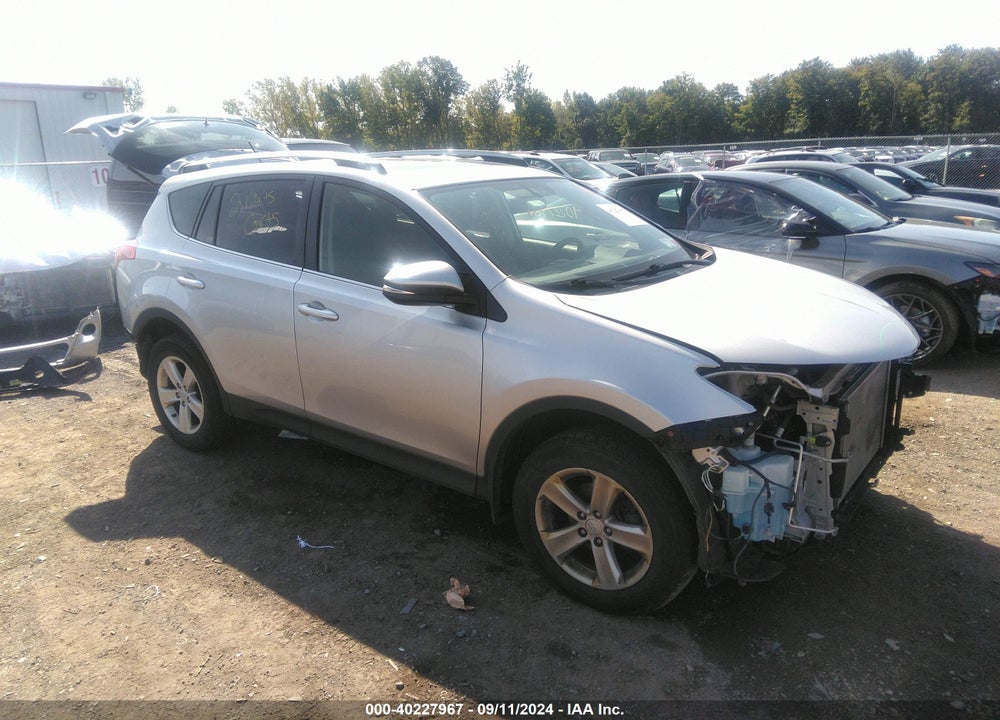 2013 TOYOTA RAV4 XLE VIN: JTMRFREV8DD043868