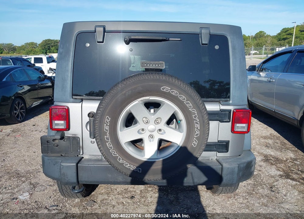 2016 JEEP WRANGLER UNLIMITED SPORT VIN: 1C4BJWDG9GL107153