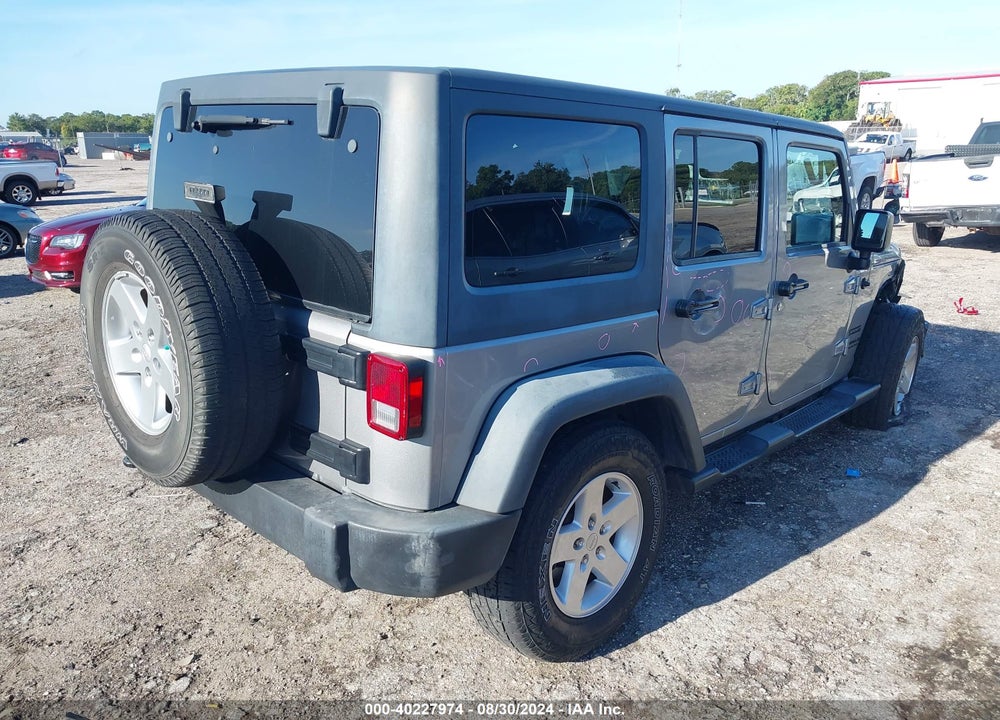 2016 JEEP WRANGLER UNLIMITED SPORT VIN: 1C4BJWDG9GL107153