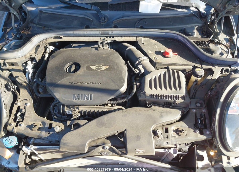 2019 MINI HARDTOP COOPER VIN: WMWXU1C52K2F82576