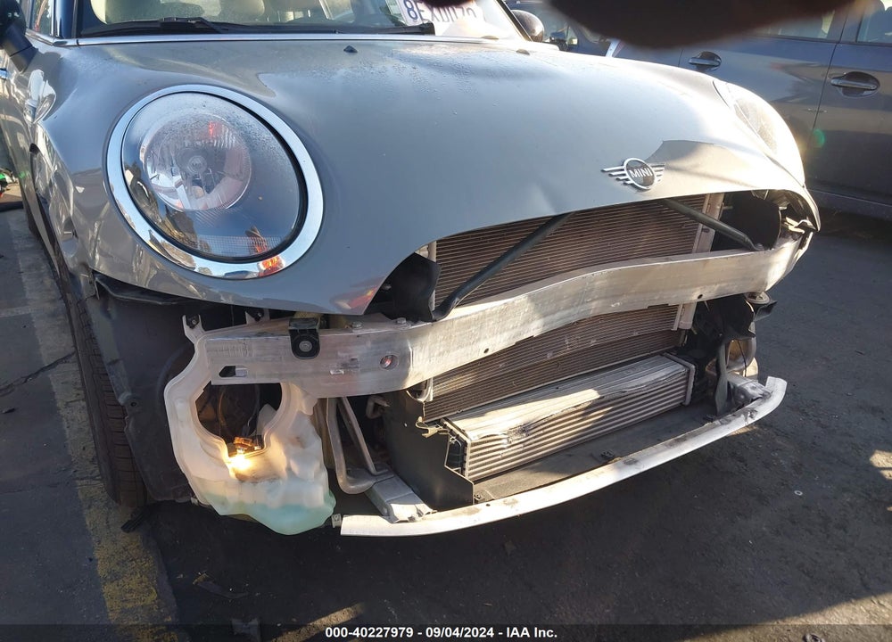2019 MINI HARDTOP COOPER VIN: WMWXU1C52K2F82576