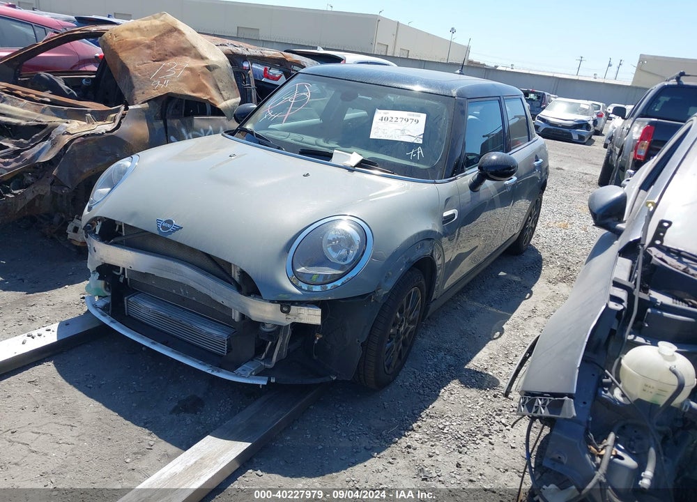 2019 MINI HARDTOP COOPER VIN: WMWXU1C52K2F82576