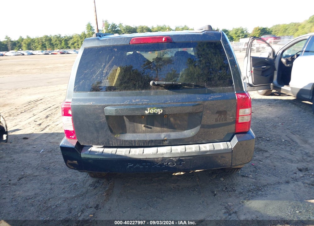 2008 JEEP PATRIOT SPORT VIN: 1J8FT28W68D721913