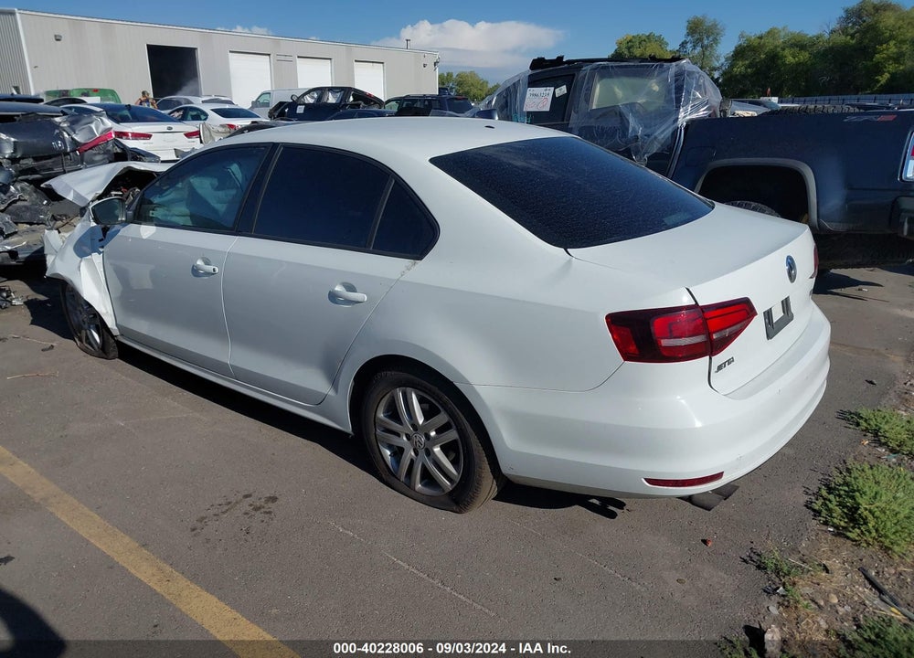 2018 VOLKSWAGEN JETTA 1.4T S VIN: 3VW2B7AJ8JM213261