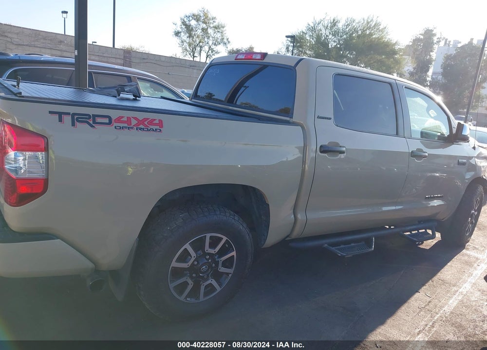 2018 TOYOTA TUNDRA LIMITED 5.7L V8 VIN: 5TFHY5F13JX745701