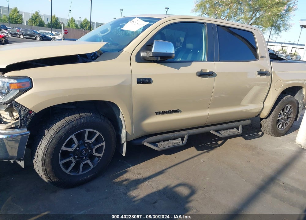 2018 TOYOTA TUNDRA LIMITED 5.7L V8 VIN: 5TFHY5F13JX745701