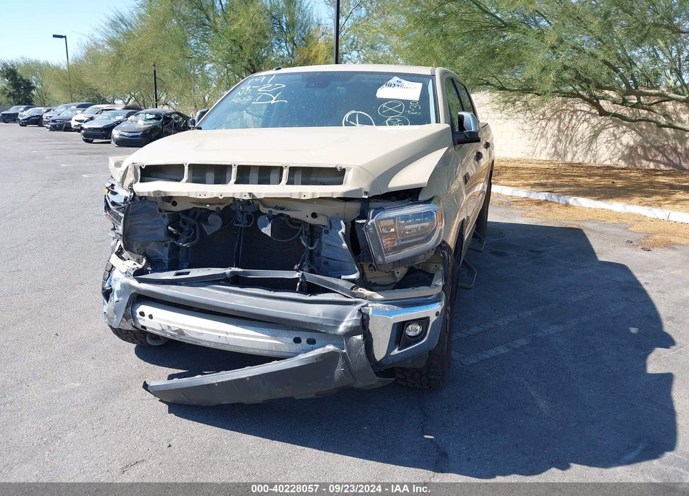 2018 TOYOTA TUNDRA LIMITED 5.7L V8 VIN: 5TFHY5F13JX745701
