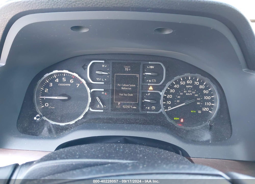 2018 TOYOTA TUNDRA LIMITED 5.7L V8 VIN: 5TFHY5F13JX745701
