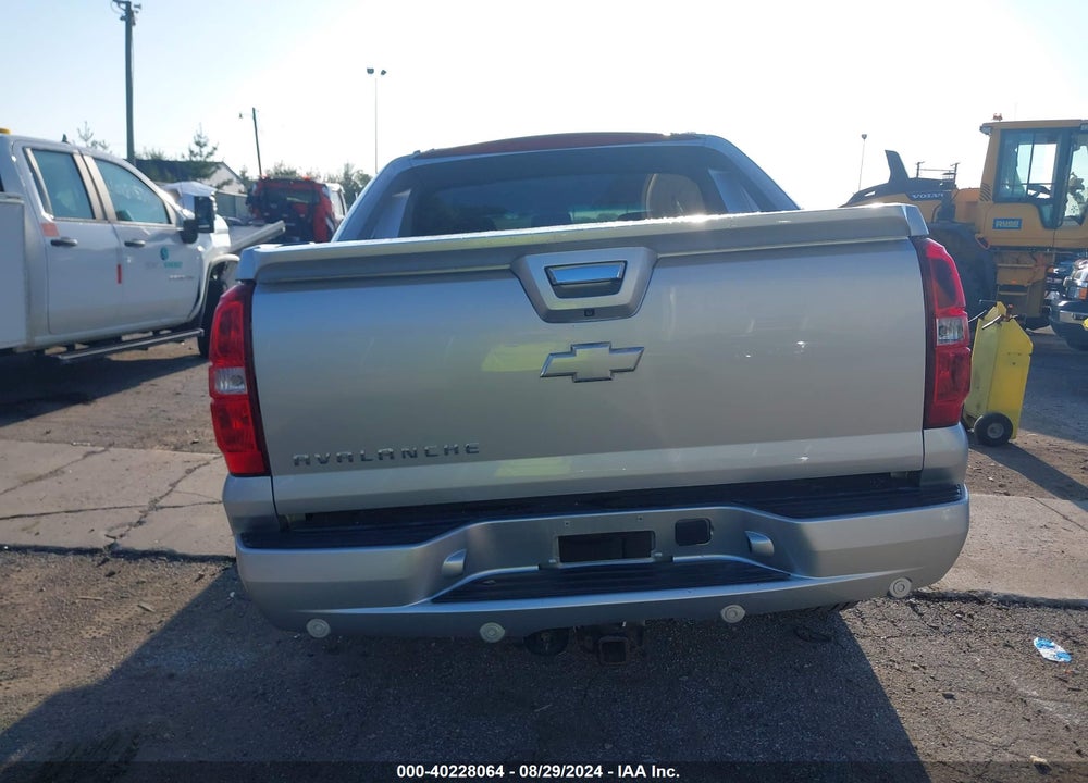 2013 CHEVROLET AVALANCHE LS VIN: 3GNTKEE79DG252798