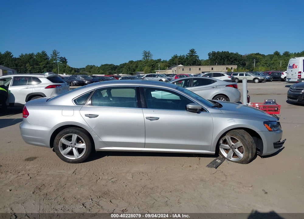 2013 VOLKSWAGEN PASSAT 2.5L SE VIN: 1VWBP7A38DC053813