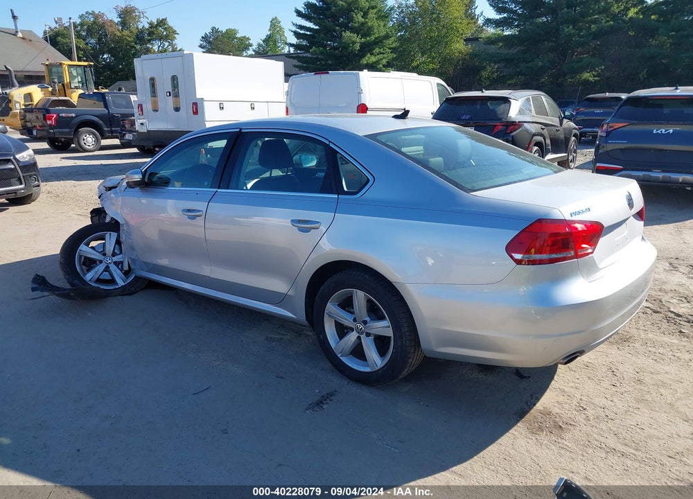 2013 VOLKSWAGEN PASSAT 2.5L SE VIN: 1VWBP7A38DC053813