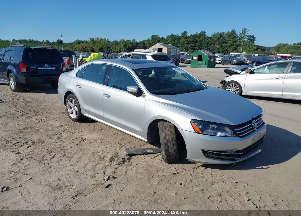 2013 VOLKSWAGEN PASSAT 2.5L SE VIN: 1VWBP7A38DC053813