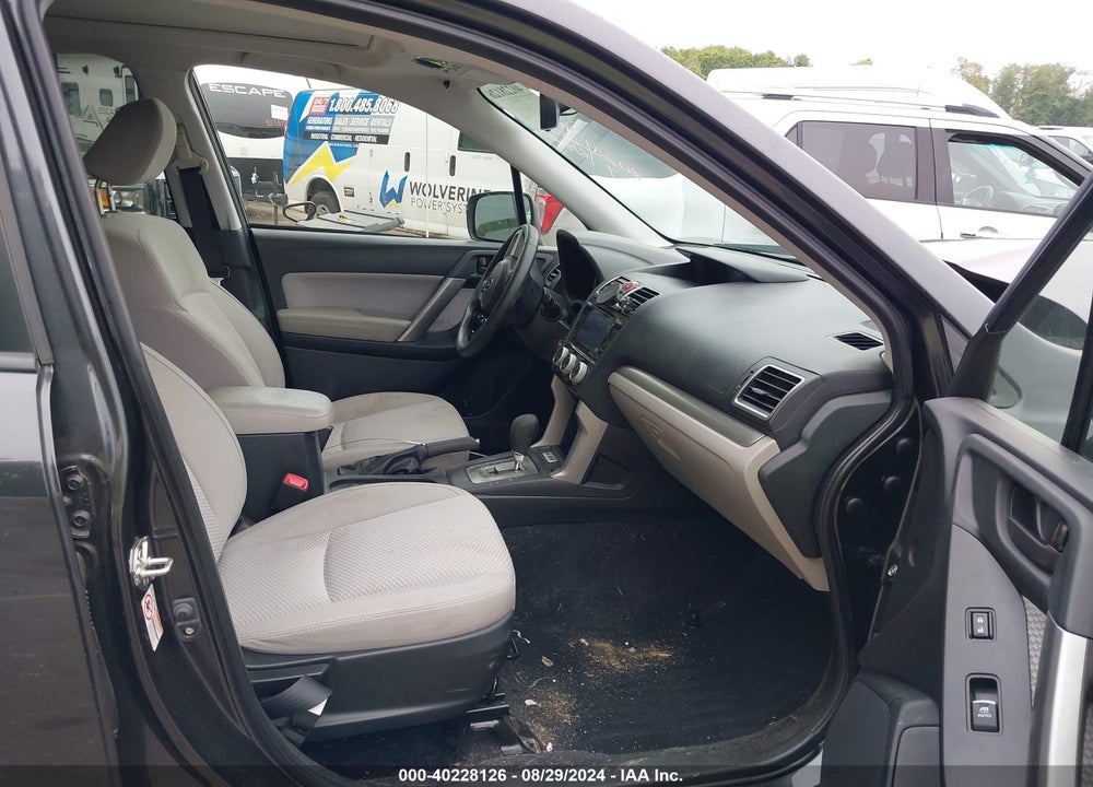 2017 SUBARU FORESTER 2.5I PREMIUM VIN: JF2SJAEC9HH448024