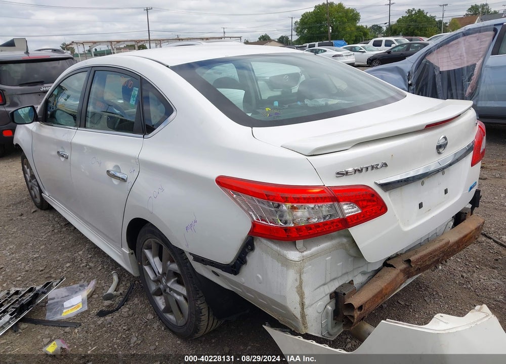 2014 NISSAN SENTRA SR VIN: 3N1AB7AP5EL655500