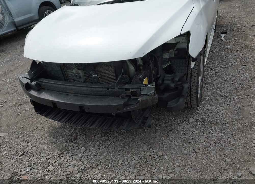 2014 NISSAN SENTRA SR VIN: 3N1AB7AP5EL655500