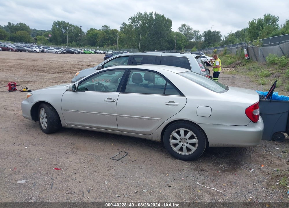 2004 TOYOTA CAMRY XLE V6 VIN: 4T1BF32K84U586240