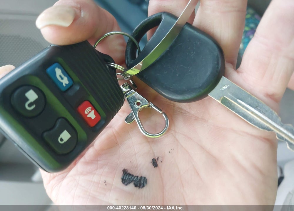 2009 FORD FOCUS SE VIN: 1FAHP35N59W268370