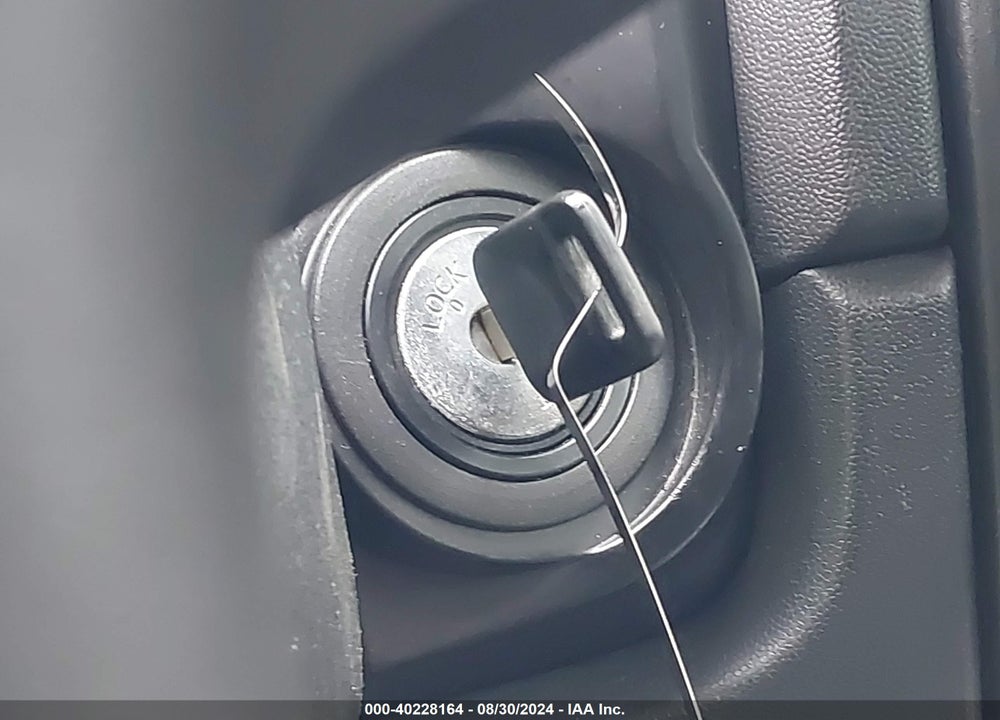 2010 NISSAN TITAN SE VIN: 1N6AA0EC6AN311079