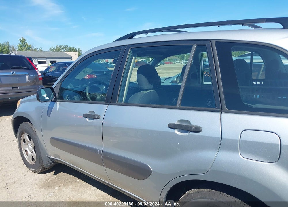 2004 TOYOTA RAV4 VIN: JTEGD20V240043685