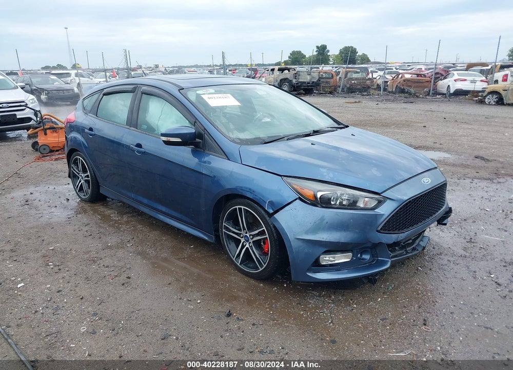2018 FORD FOCUS ST VIN: 1FADP3L93JL307922