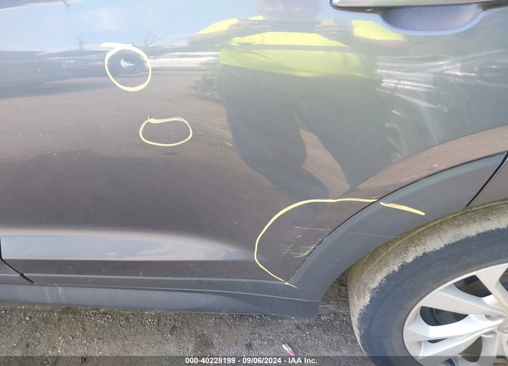 2019 HYUNDAI TUCSON SE VIN: KM8J23A49KU882004