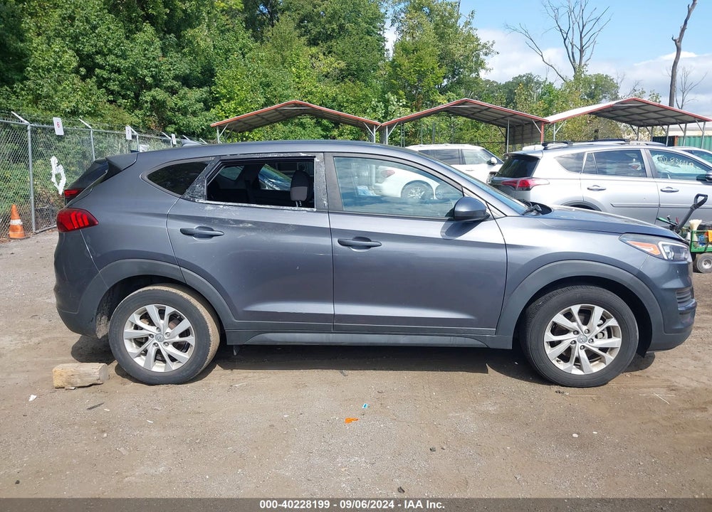 2019 HYUNDAI TUCSON SE VIN: KM8J23A49KU882004