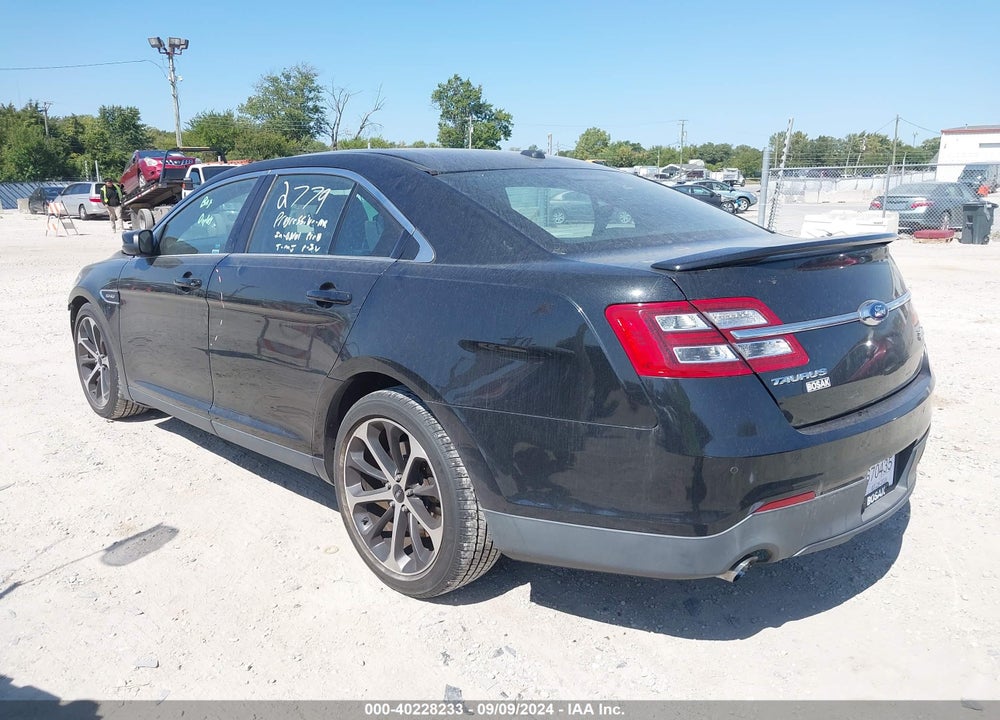 2015 FORD TAURUS SHO VIN: 1FAHP2KT1FG160816