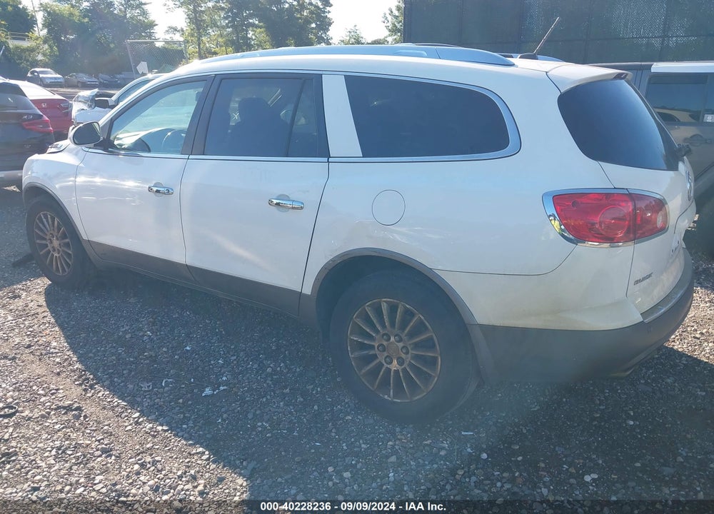 2011 BUICK ENCLAVE 1XL VIN: 5GAKVBED8BJ177895