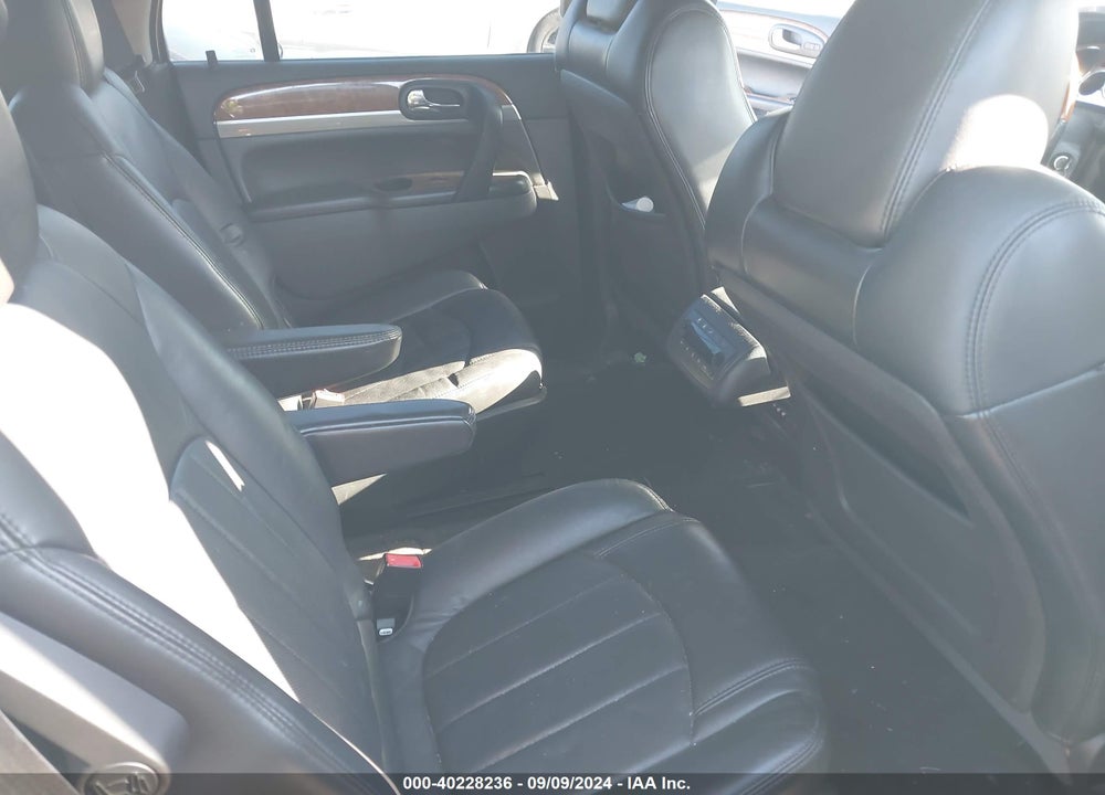 2011 BUICK ENCLAVE 1XL VIN: 5GAKVBED8BJ177895