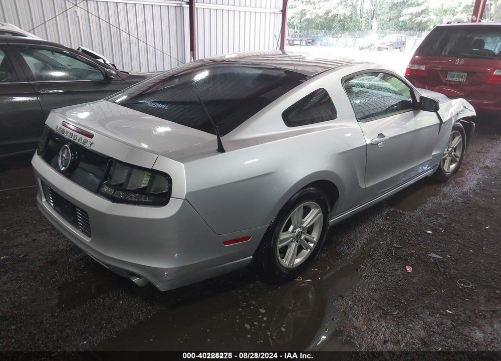 2014 FORD MUSTANG VIN: 1ZVBP8AM2E5302532